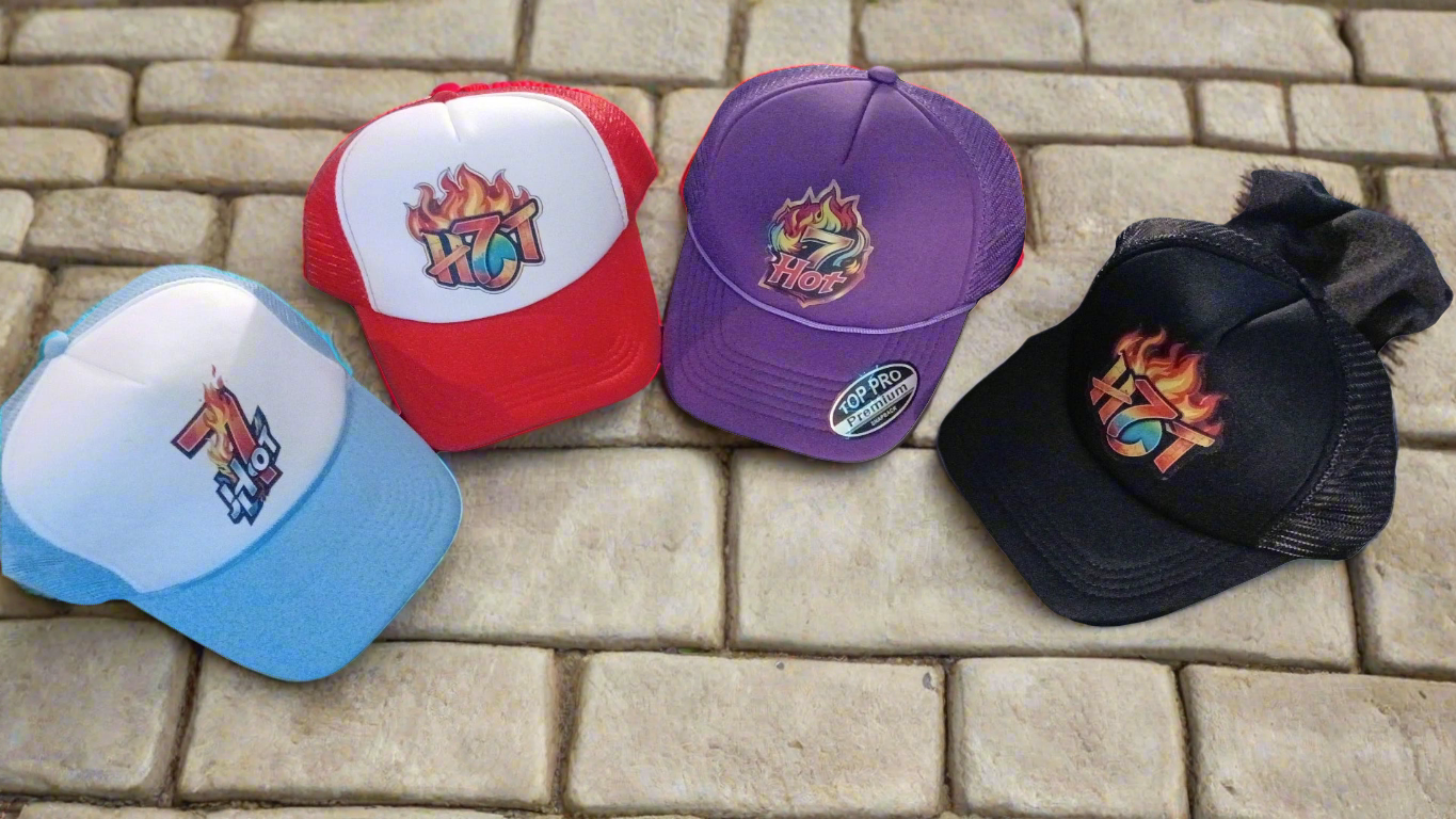 The W🌏rld is Yours Hat